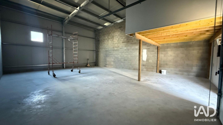 Ma-Cabane - Location Local commercial Veurey-Voroize, 148 m²