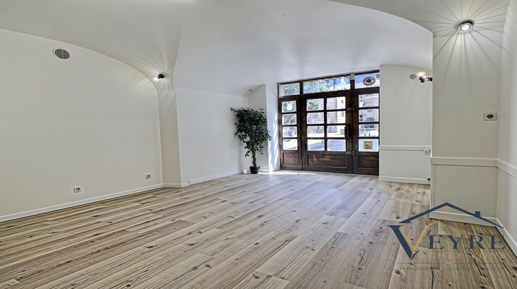 Ma-Cabane - Location Local commercial Vic-le-Comte, 35 m²