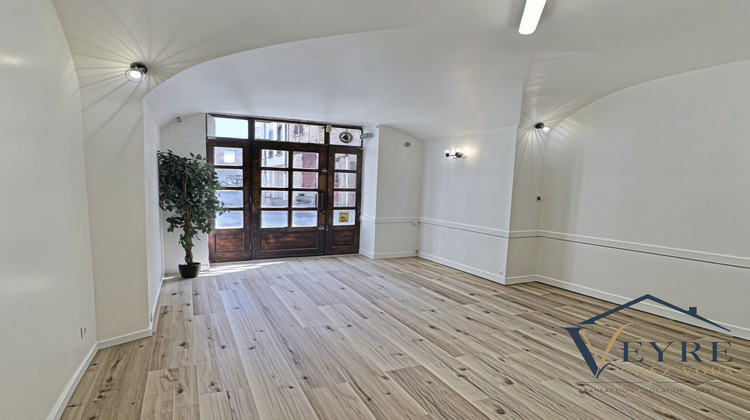 Ma-Cabane - Location Local commercial Vic-le-Comte, 35 m²