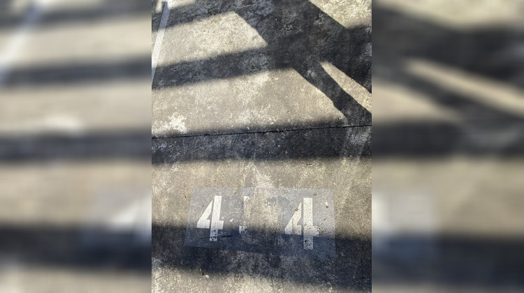 Ma-Cabane - Location Local commercial VICHY, 0 m²