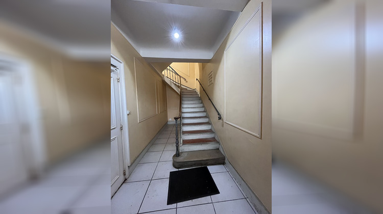 Ma-Cabane - Location Local commercial VIDAUBAN, 47 m²