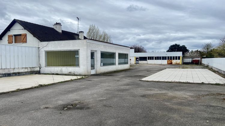 Ma-Cabane - Location Local commercial Vierzon, 365 m²