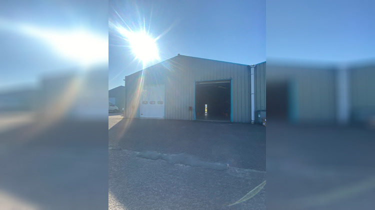 Ma-Cabane - Location Local commercial Vierzon, 104 m²