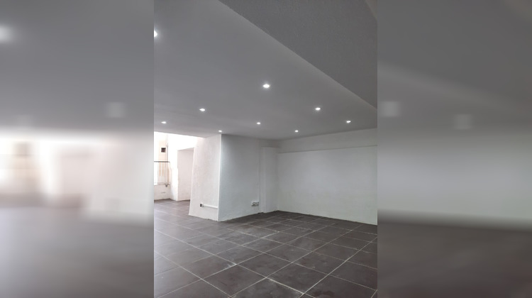 Ma-Cabane - Location Local commercial Vierzon, 105 m²