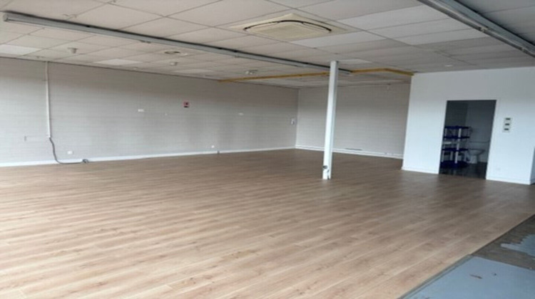 Ma-Cabane - Location Local commercial VILLARS, 425 m²