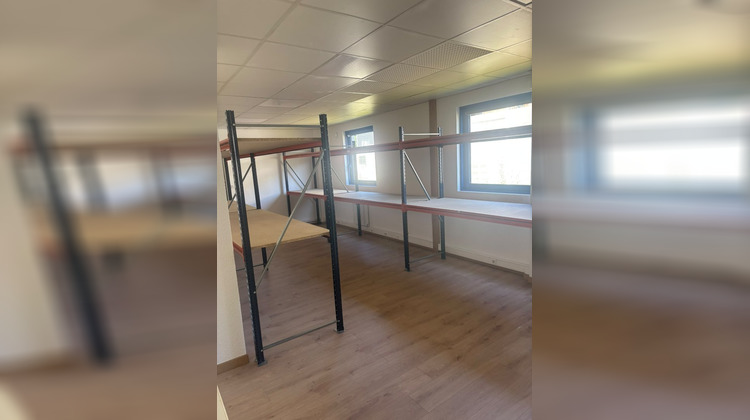Ma-Cabane - Location Local commercial VILLE LA GRAND, 520 m²