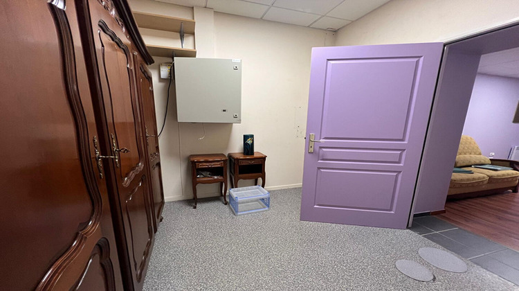 Ma-Cabane - Location Local commercial VILLEFRANCHE-DE-ROUERGUE, 140 m²