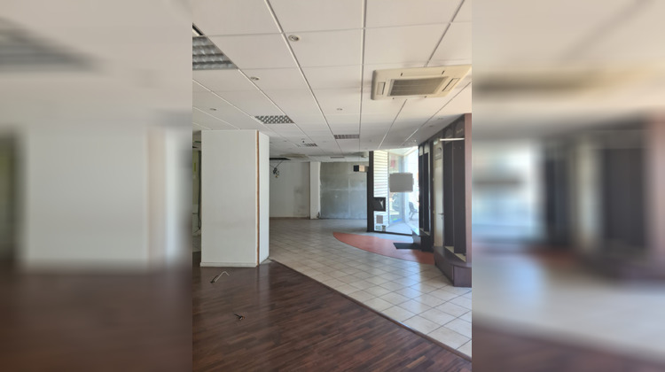 Ma-Cabane - Location Local commercial Villefranche-sur-Saône, 155 m²