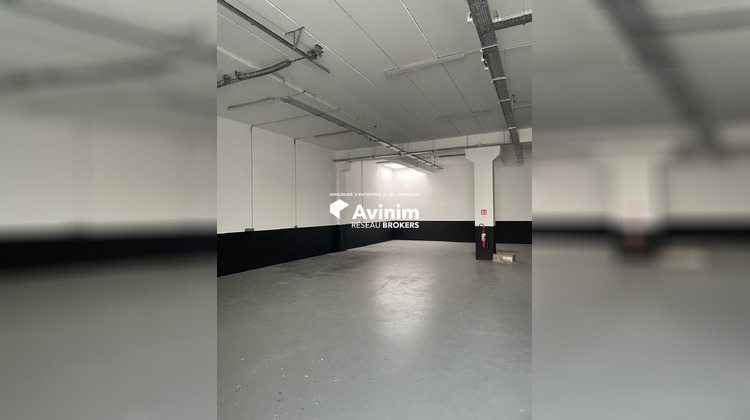 Ma-Cabane - Location Local commercial Villejuif, 228 m²