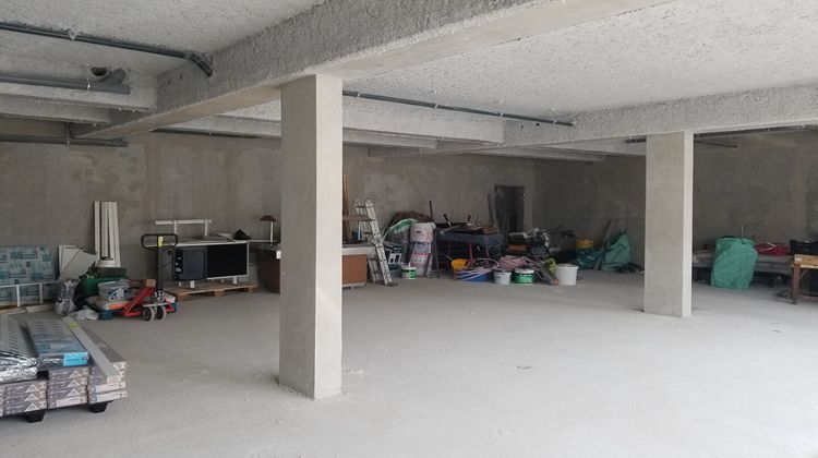 Ma-Cabane - Location Local commercial VILLENAVE-D'ORNON, 127 m²