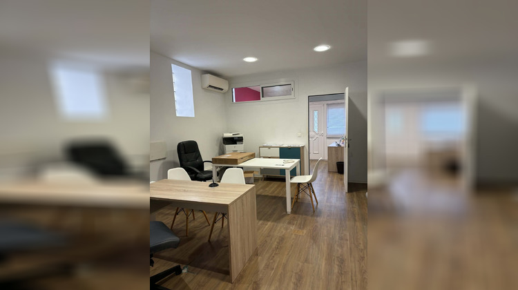 Ma-Cabane - Location Local commercial Villeneuve-de-la-Raho, 42 m²