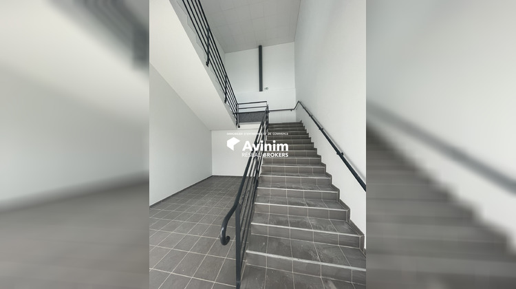 Ma-Cabane - Location Local commercial Villeneuve-la-Garenne, 520 m²