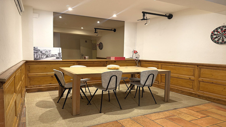 Ma-Cabane - Location Local commercial VILLENEUVE-LES-AVIGNON, 160 m²