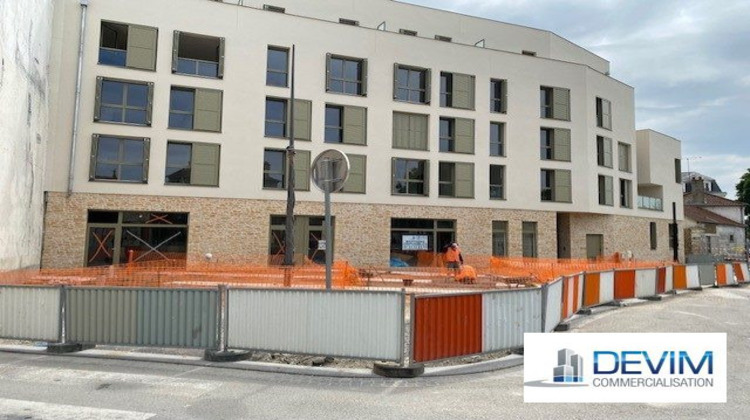 Ma-Cabane - Location Local commercial Villeneuve-Saint-Georges, 125 m²