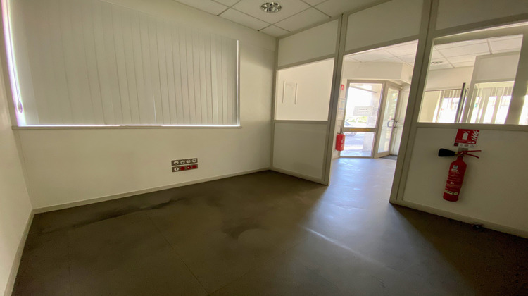 Ma-Cabane - Location Local commercial Villeneuve-sur-Lot, 40 m²