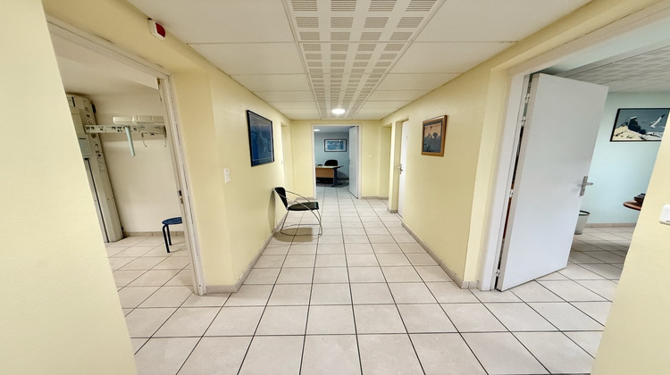 Ma-Cabane - Location Local commercial VILLENEUVE-SUR-LOT, 187 m²