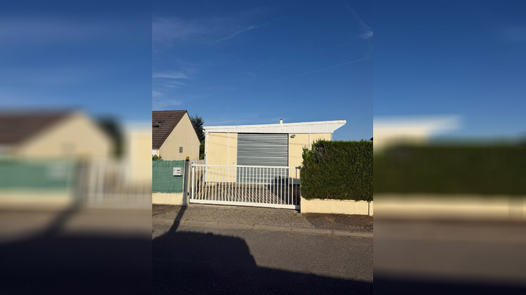 Ma-Cabane - Location Local commercial Villepreux, 79 m²