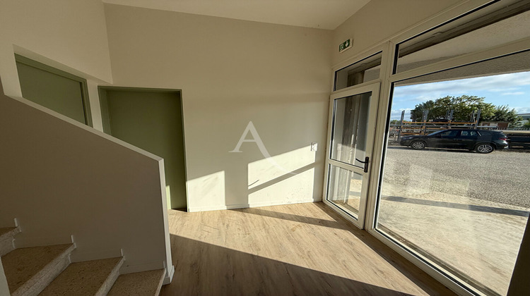 Ma-Cabane - Location Local commercial VILLESEQUELANDE, 98 m²