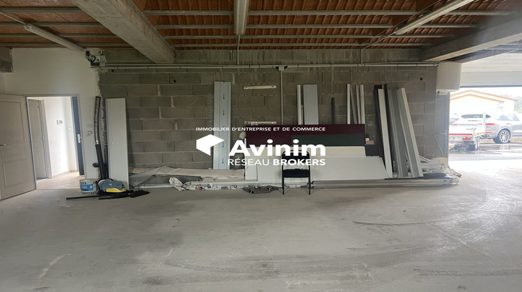 Ma-Cabane - Location Local commercial Villette-d'Anthon, 160 m²