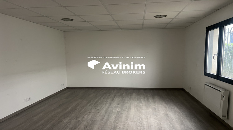 Ma-Cabane - Location Local commercial Villette-d'Anthon, 160 m²