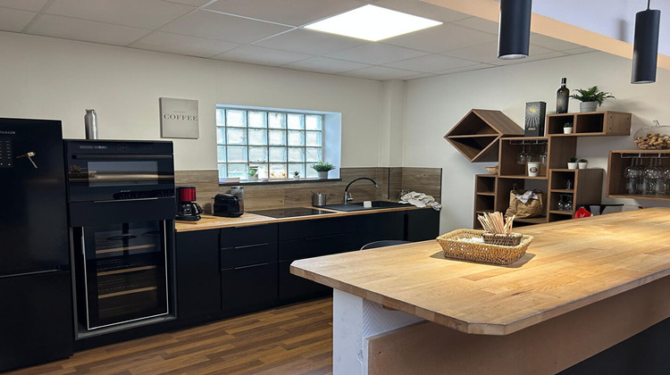 Ma-Cabane - Location Local commercial VILLEURBANNE, 230 m²