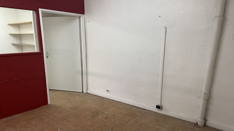 Ma-Cabane - Location Local commercial Villeurbanne, 77 m²