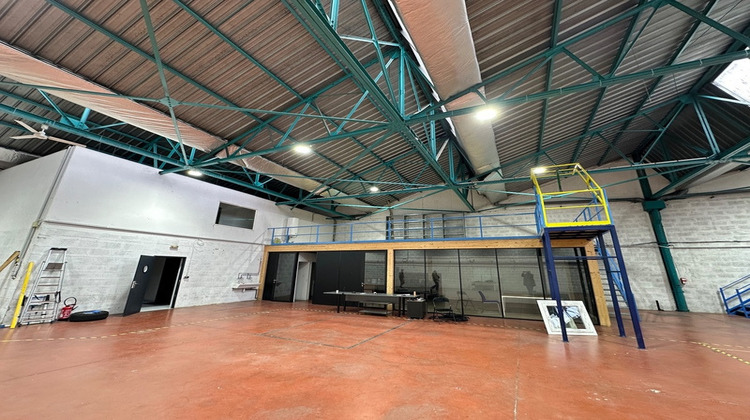 Ma-Cabane - Location Local commercial VILLEURBANNE, 994 m²