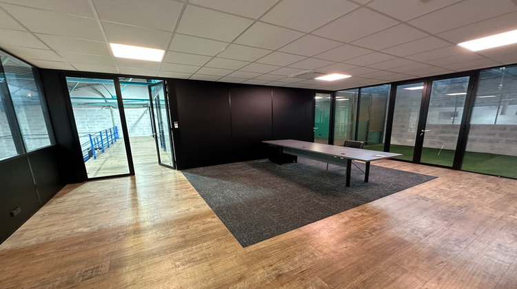 Ma-Cabane - Location Local commercial VILLEURBANNE, 994 m²