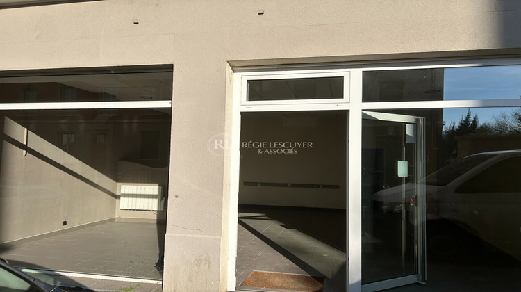 Ma-Cabane - Location Local commercial VILLEURBANNE, 60 m²