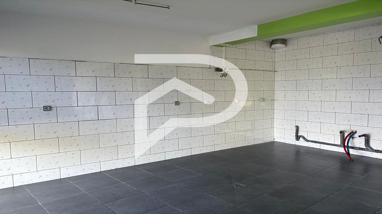 Ma-Cabane - Location Local commercial VINON-SUR-VERDON, 80 m²