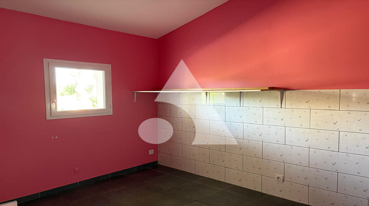 Ma-Cabane - Location Local commercial VINON-SUR-VERDON, 80 m²