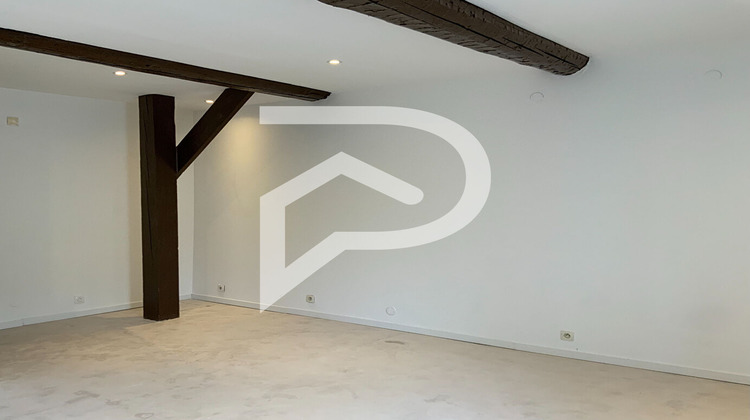 Ma-Cabane - Location Local commercial VINON-SUR-VERDON, 24 m²