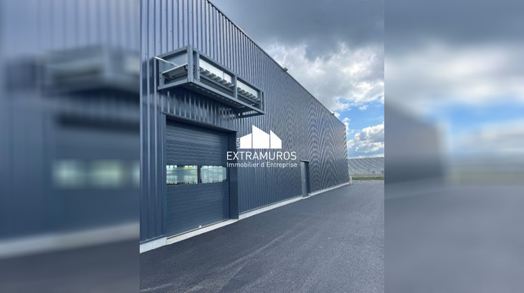 Ma-Cabane - Location Local commercial Vinzelles, 1000 m²