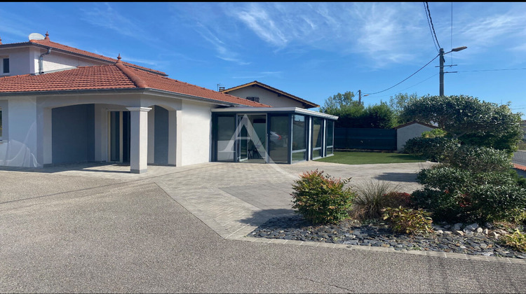 Ma-Cabane - Location Local commercial VIRIAT, 73 m²