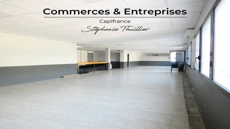 Ma-Cabane - Location Local commercial VITROLLES, 150 m²