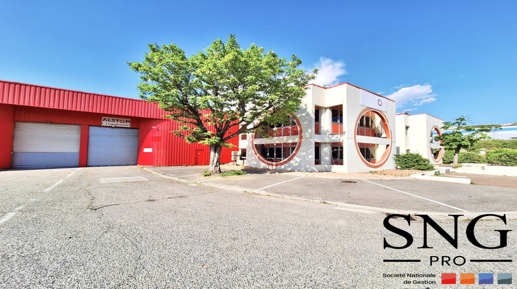 Ma-Cabane - Location Local commercial VITROLLES, 1634 m²