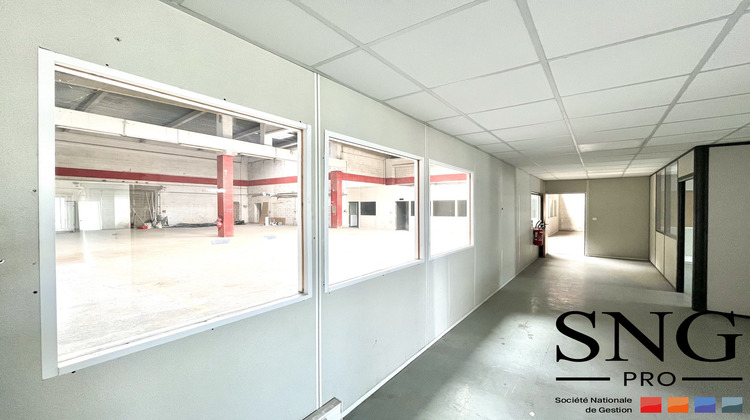 Ma-Cabane - Location Local commercial VITROLLES, 567 m²