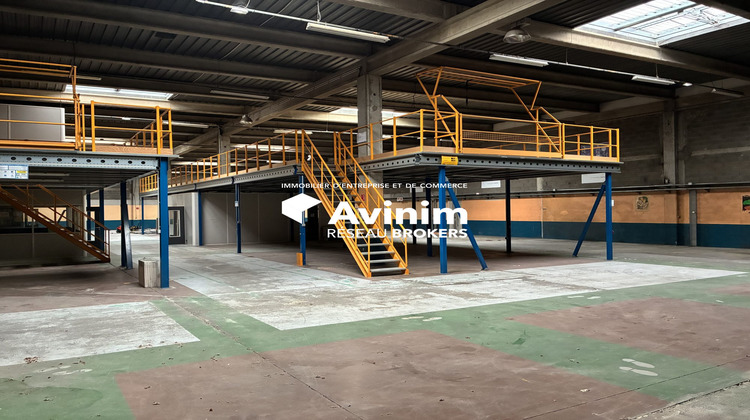 Ma-Cabane - Location Local commercial Vitrolles, 1634 m²