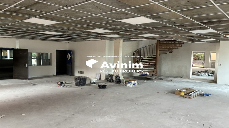 Ma-Cabane - Location Local commercial Vitrolles, 1634 m²