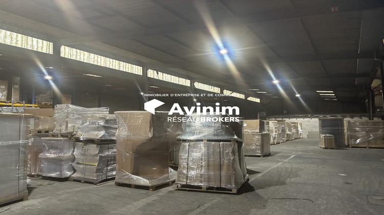 Ma-Cabane - Location Local commercial Vitrolles, 450 m²