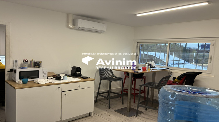 Ma-Cabane - Location Local commercial Vitrolles, 630 m²