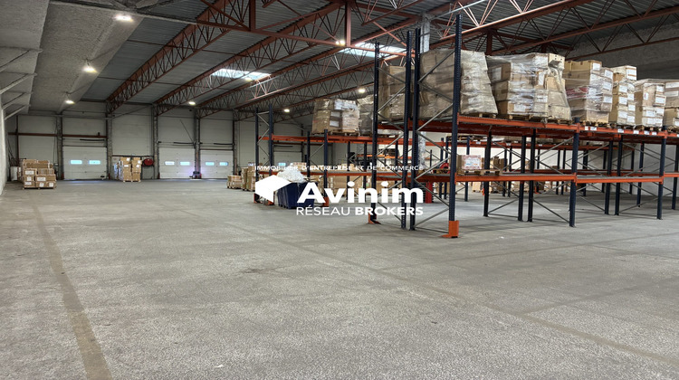 Ma-Cabane - Location Local commercial Vitrolles, 1889 m²