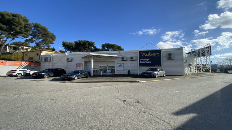 Ma-Cabane - Location Local commercial Vitrolles, 1006 m²