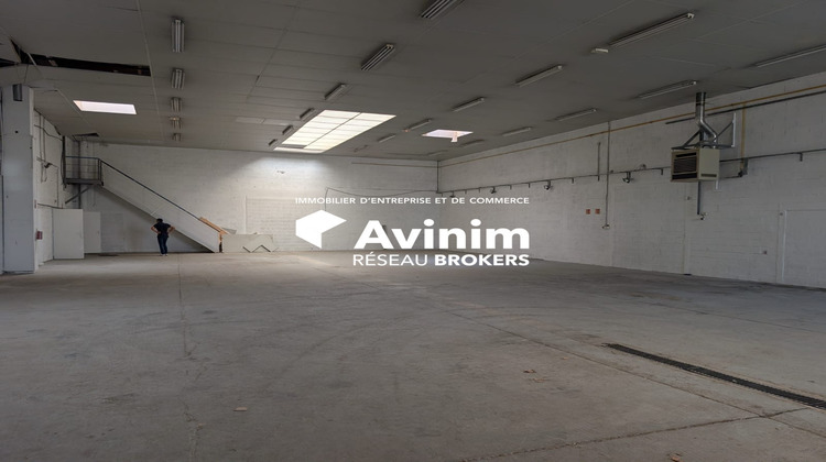 Ma-Cabane - Location Local commercial Vitrolles, 490 m²