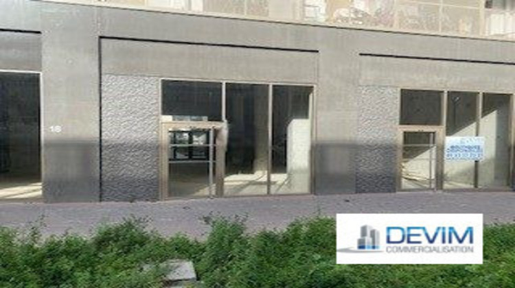 Ma-Cabane - Location Local commercial Vitry-sur-Seine, 206 m²