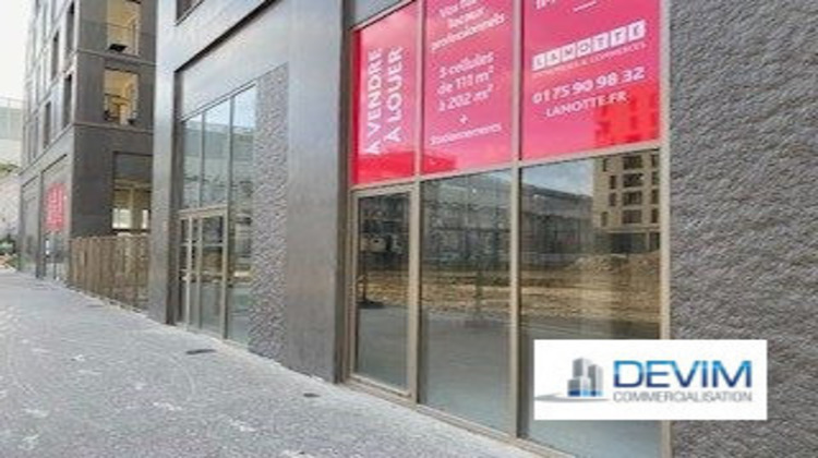 Ma-Cabane - Location Local commercial Vitry-sur-Seine, 112 m²