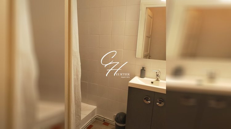 Ma-Cabane - Location Local commercial Voiron, 42 m²