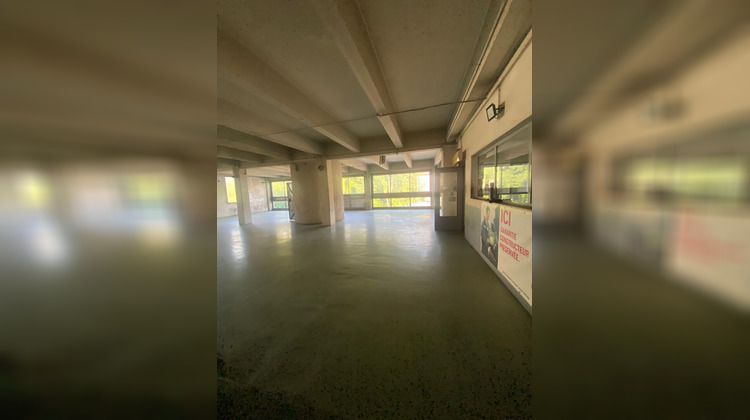 Ma-Cabane - Location Local commercial VOIRON, 1100 m²