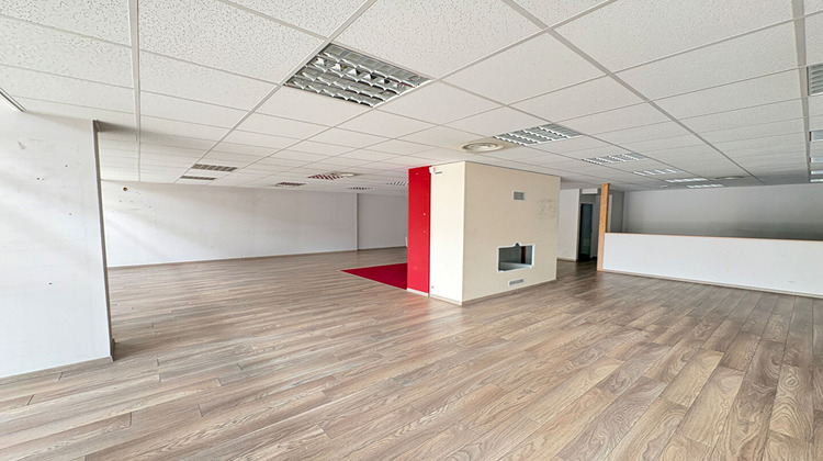 Ma-Cabane - Location Local commercial VOIRON, 140 m²