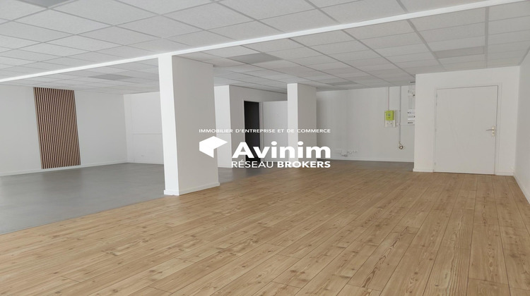 Ma-Cabane - Location Local commercial Voiron, 111 m²
